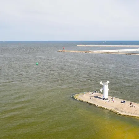 Hm-family-apartment By Eve アパート