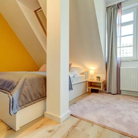 アパート Hm-family-apartment By Eve シフィノウイシチェ