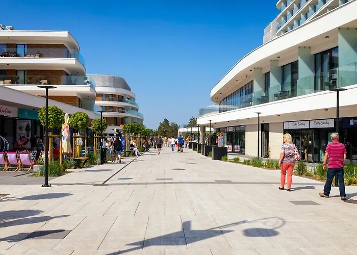 Hm-family-apartment By Eve *