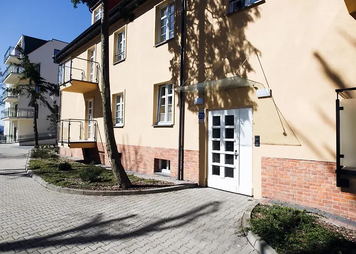 Hm-family-apartment By Eve *